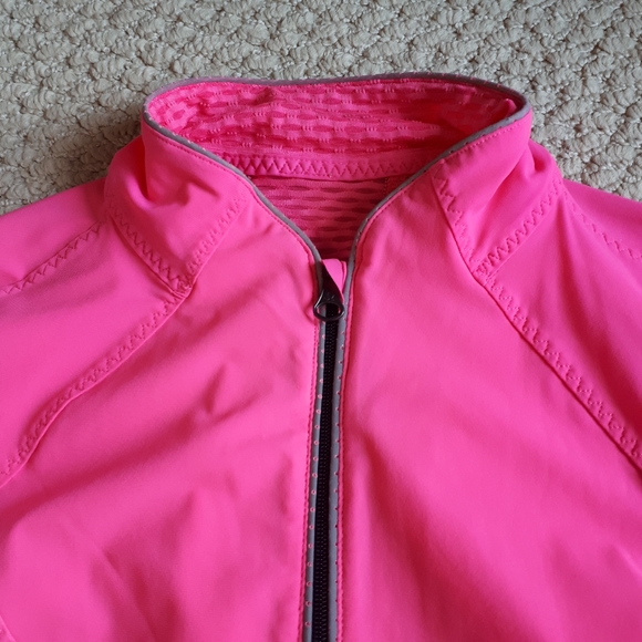 LULULEMON Hot Pink Running Jacket - Picture 7 of 9